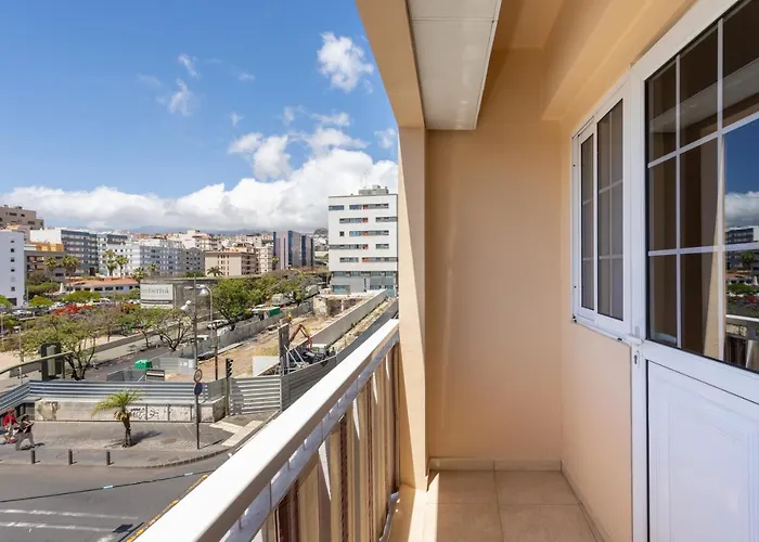 Apartment Home2book Charming Cruz Urban Center, Terrace