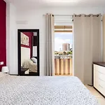 Apartman Home2book Charming Cruz Urban Center, Terrace *