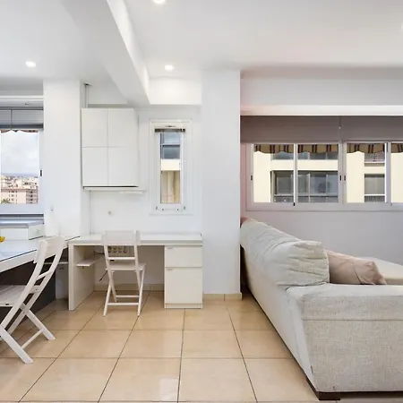 Home2book Charming Cruz Urban Center, Terrace 아파트