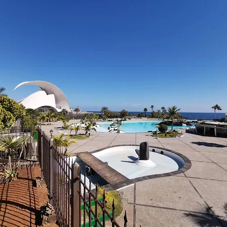 Apartment Home2book Charming Cruz Urban Center, Terrace *